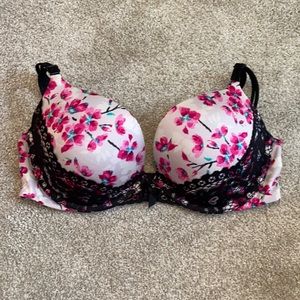 Victoria’s Secret Push Up Bra